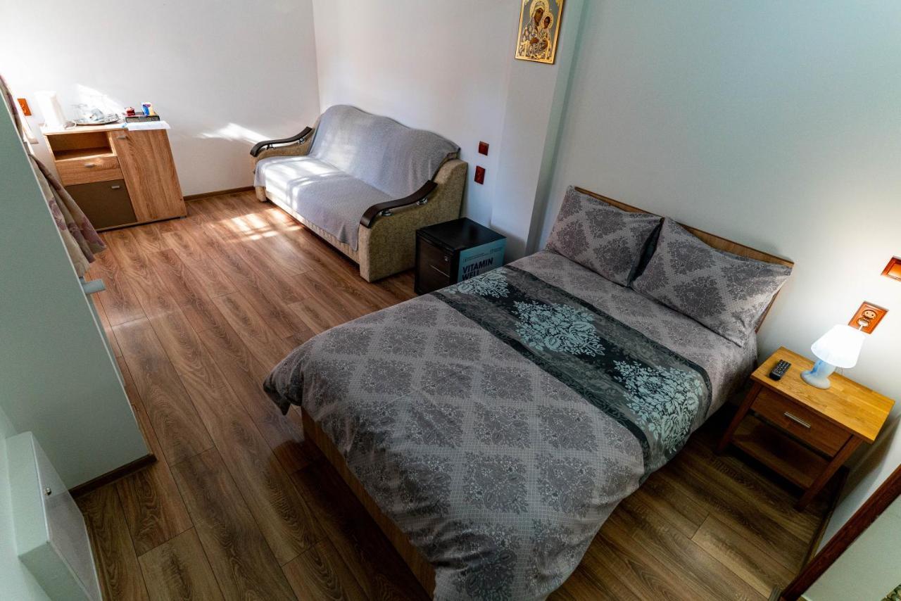 La Bebe 2 Beds Apartment Hunedoara Ngoại thất bức ảnh